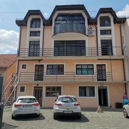 Apartmani Dubrava 2 ซาเกร็บ ภายนอก รูปภาพ