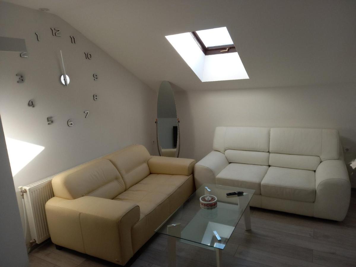 Apartmani Dubrava 2 ซาเกร็บ ภายนอก รูปภาพ